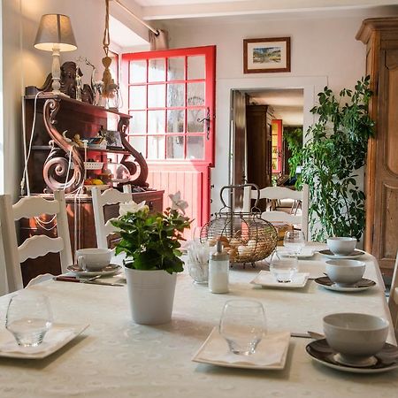 Au Jardin D'Eloise Bed & Breakfast Tremereuc Eksteriør bilde