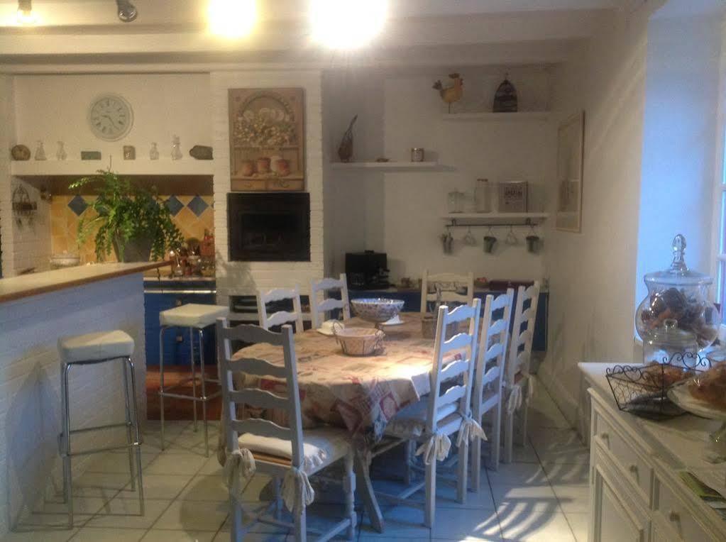 Au Jardin D'Eloise Bed & Breakfast Tremereuc Eksteriør bilde