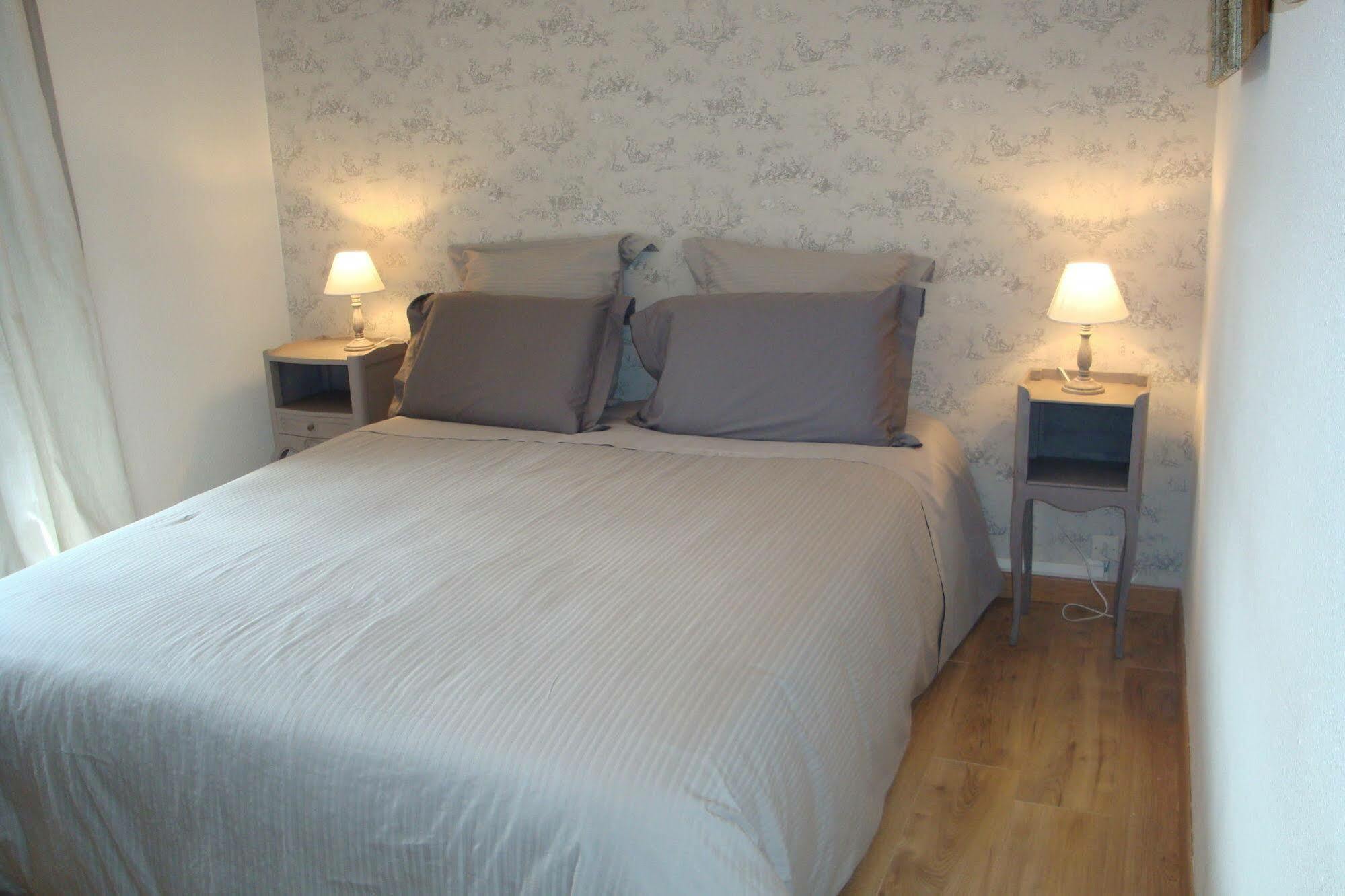Au Jardin D'Eloise Bed & Breakfast Tremereuc Eksteriør bilde
