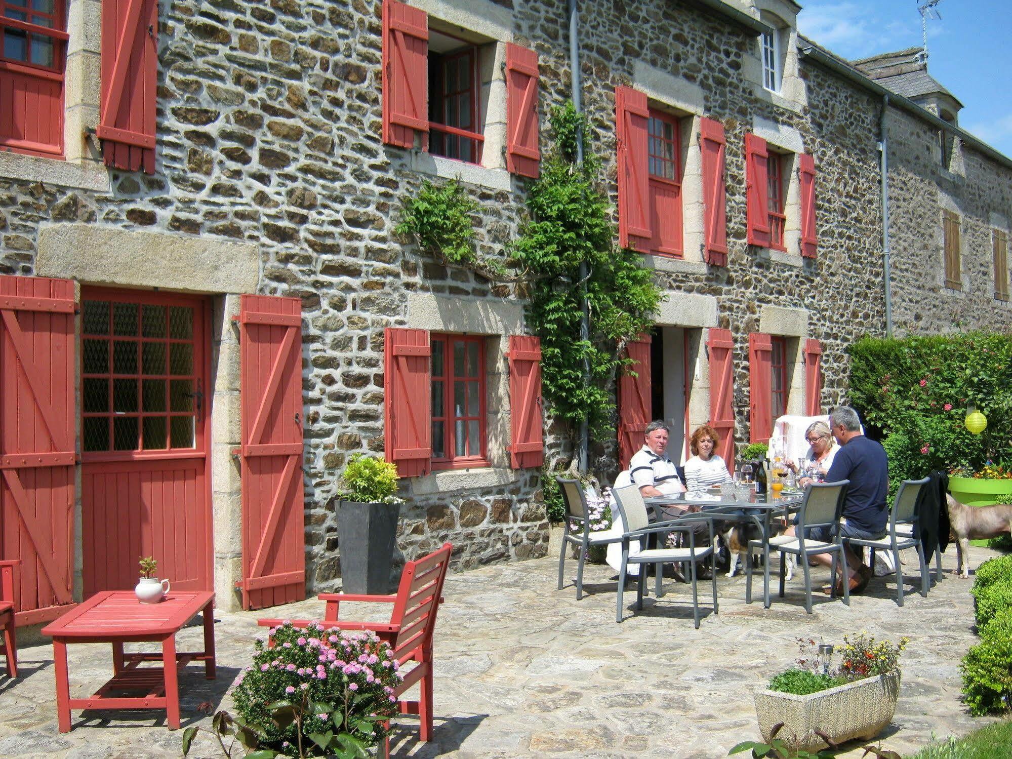 Au Jardin D'Eloise Bed & Breakfast Tremereuc Eksteriør bilde