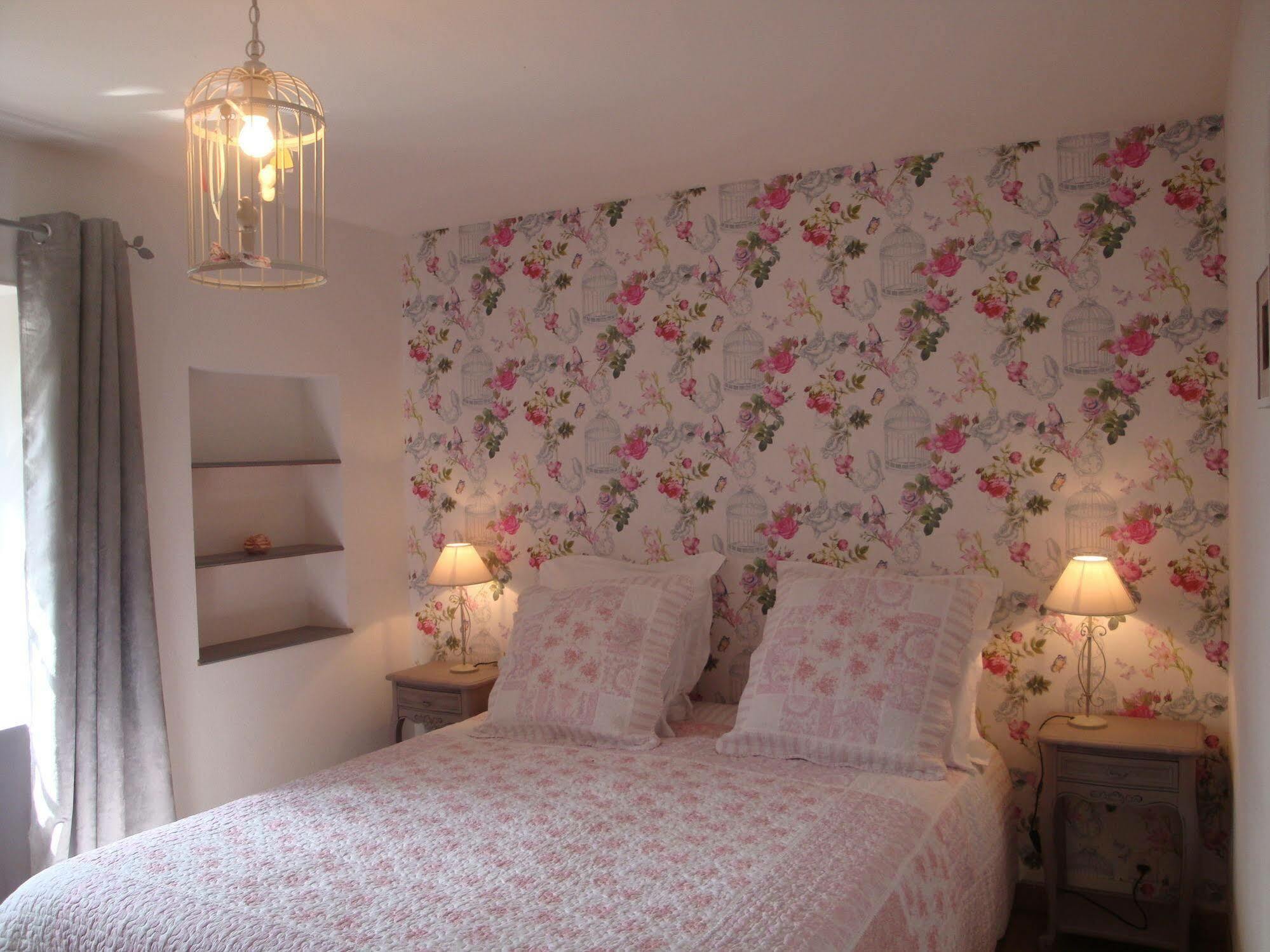 Au Jardin D'Eloise Bed & Breakfast Tremereuc Eksteriør bilde