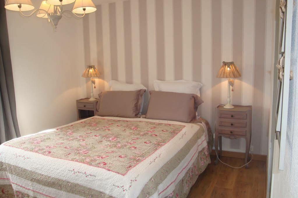 Au Jardin D'Eloise Bed & Breakfast Tremereuc Eksteriør bilde